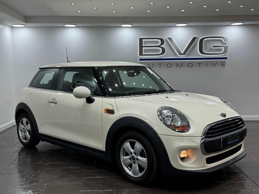 2016 MINI HATCH